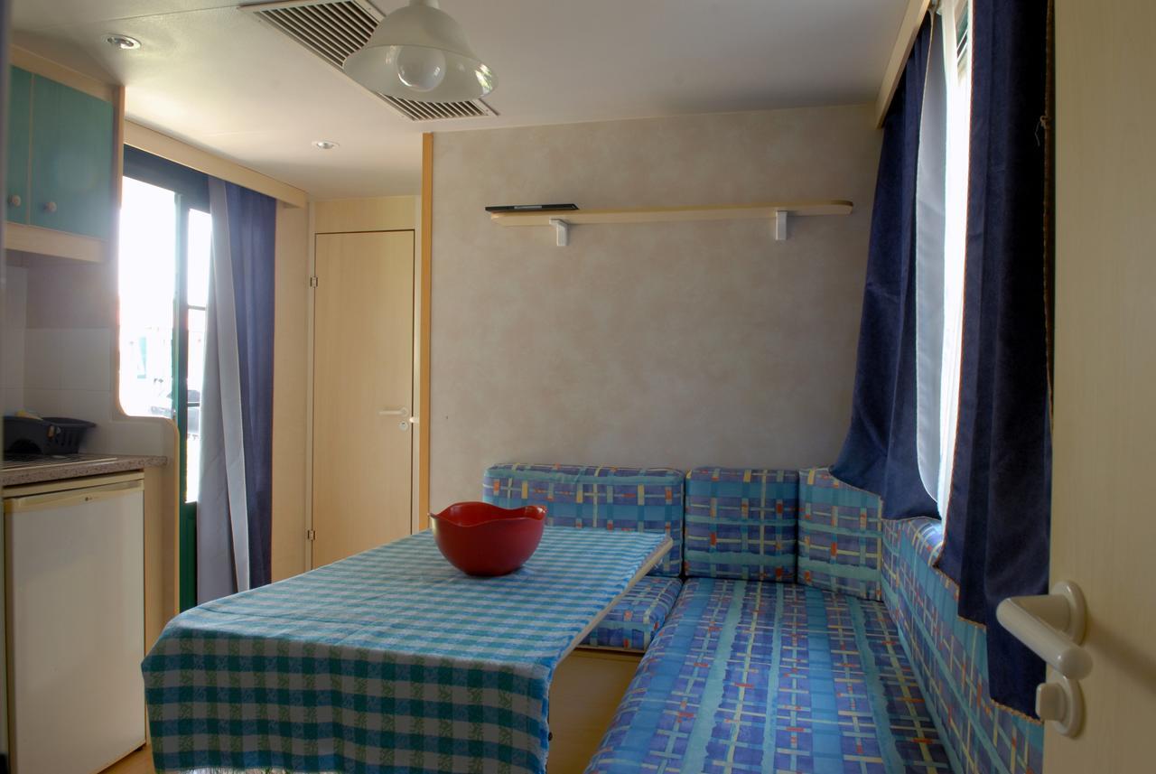 Camping La Rocca Manerba del Garda Exterior photo